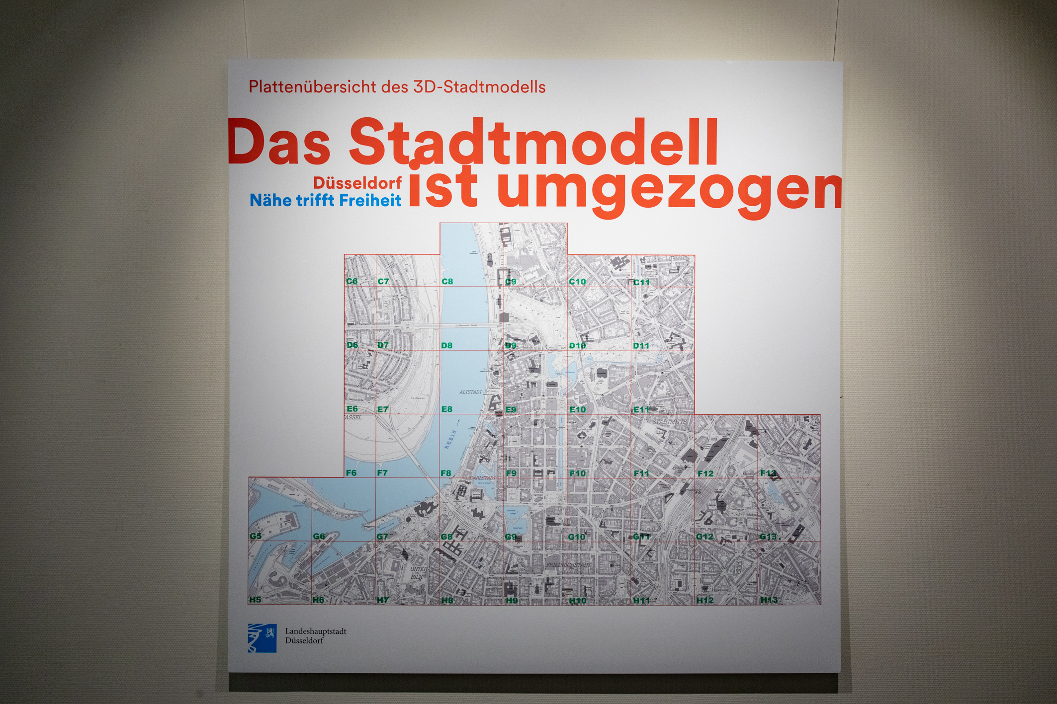 Etwa zehn Quadratkilometer der Düsseldorfer Innenstadt werden im Maßstab 1:500 präsentiert © Landeshauptstadt Düsseldorf/Melanie Zanin 