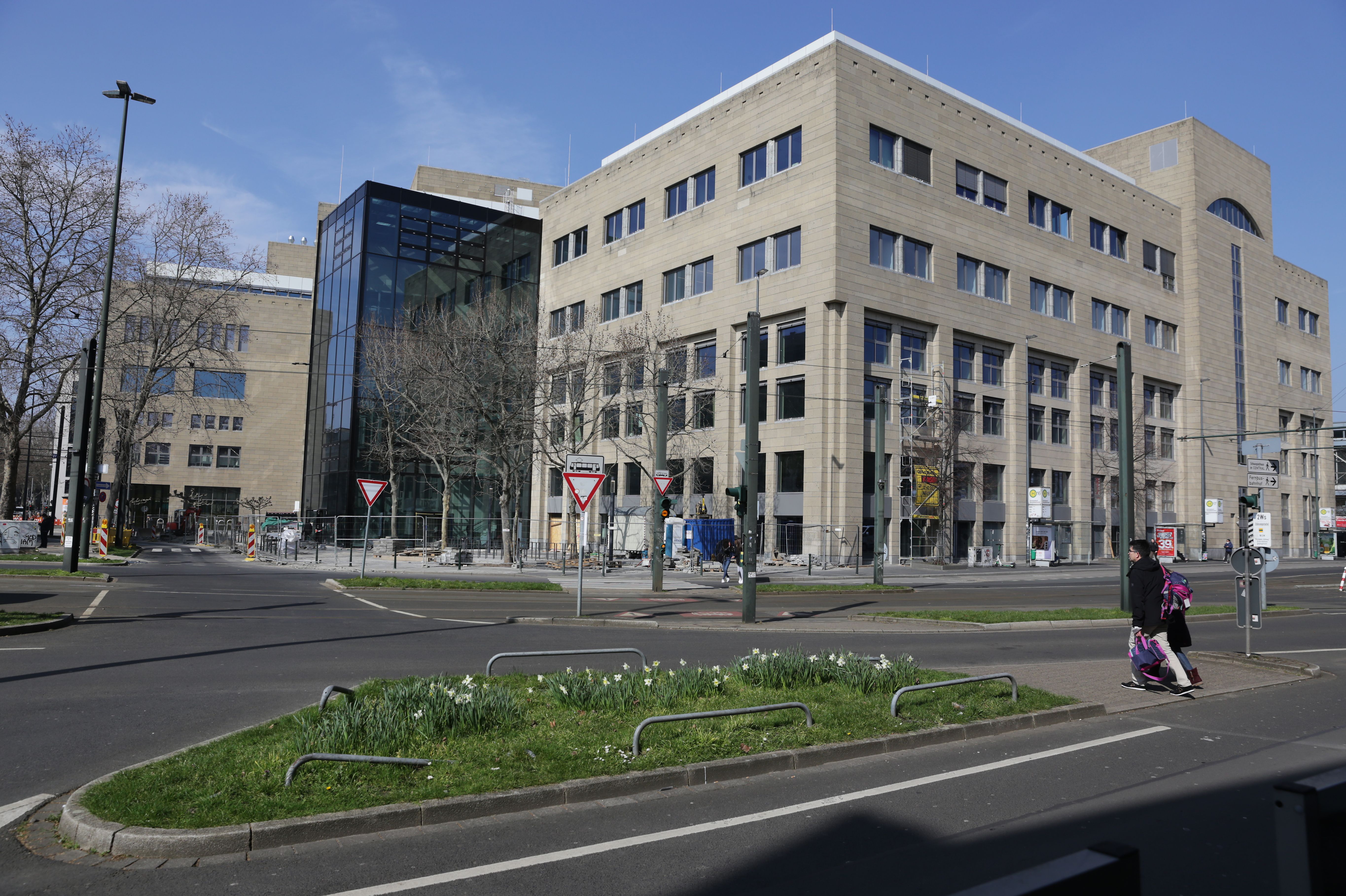 Am Konrad-Adenauer-Platz 1 befindet sich heute, im KAP1, unter anderem die neue Zentralbibliothek und das FFT © Ingo Lammert 