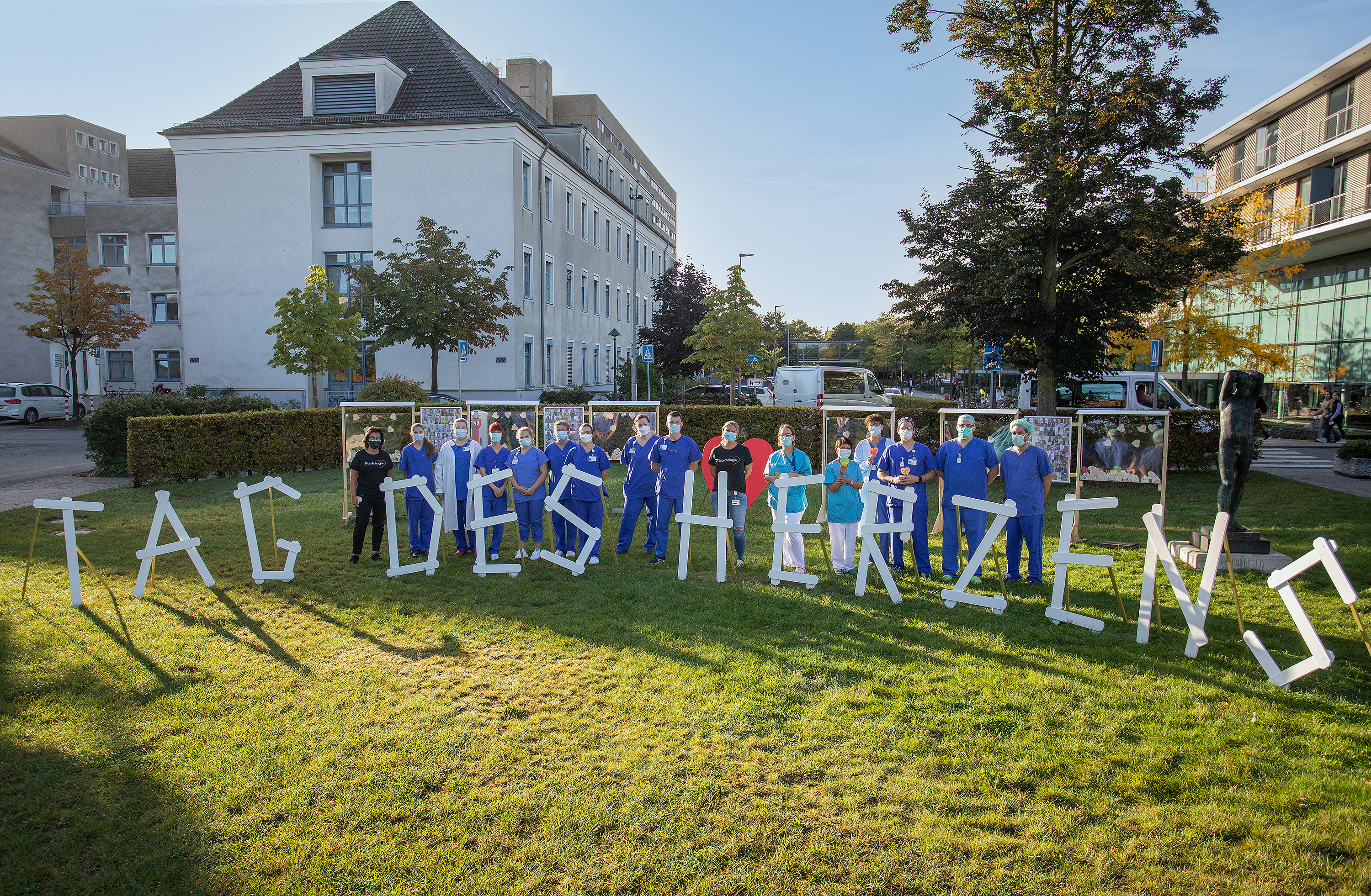 Anlässlich des Weltherztages sammeln die UKD-Kardiologen Herzenswünsche der UKD-Mitarbeiter:innen / Foto © UKD