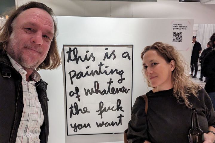 "this is a painting". David kann nicht malen - darum muss man sich seine Bilder einfach vostellen. Genau unser Humor! / Loft of Art / Vernissage / Foto: NDOZ