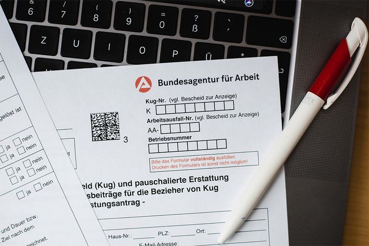 Fragen rund um das Thema Kurzarbeit sorgten für volle Terminkalender bei den Rechtsschutzexperten der IG BAU / Foto © IG BAU