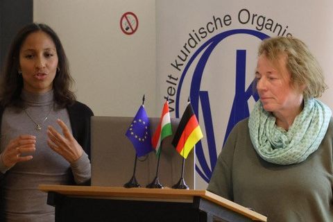 Simone Heil und Ophelia Owusu-Gyamfi vom Atrium / Foto: Dirk Sauerborn