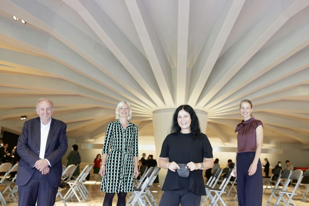 Auftaktveranstaltung im Foyer des Düsseldorfer Schauspielhauses mit Generalintendant Wilfried Schulz, Bürgermeisterin Clara Gerlach, der Beigeordneten Cornelia Zuschke und Svenja Schrickel, Leiterin Untere Denkmalbehörde