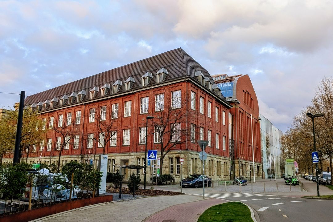 Stadtwerke, Höherweg, Düsseldorf-Flingern / Foto: Alexandra Scholz-Marcovich, NDOZ