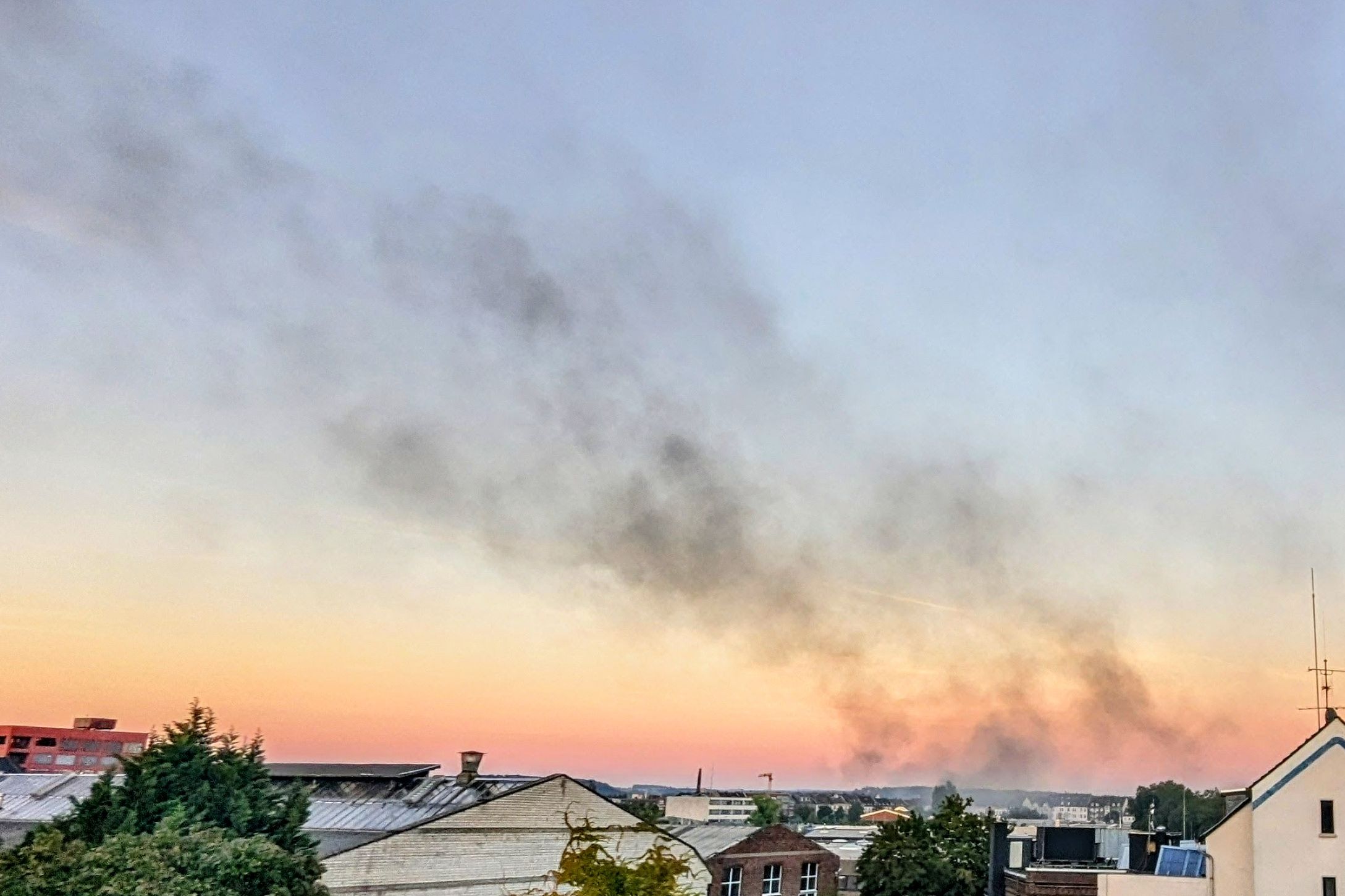 Tankstelle, Ronsdorferstr., Blick von Flingern-Sud / Foto: Alexandra Scholz-Marcovich