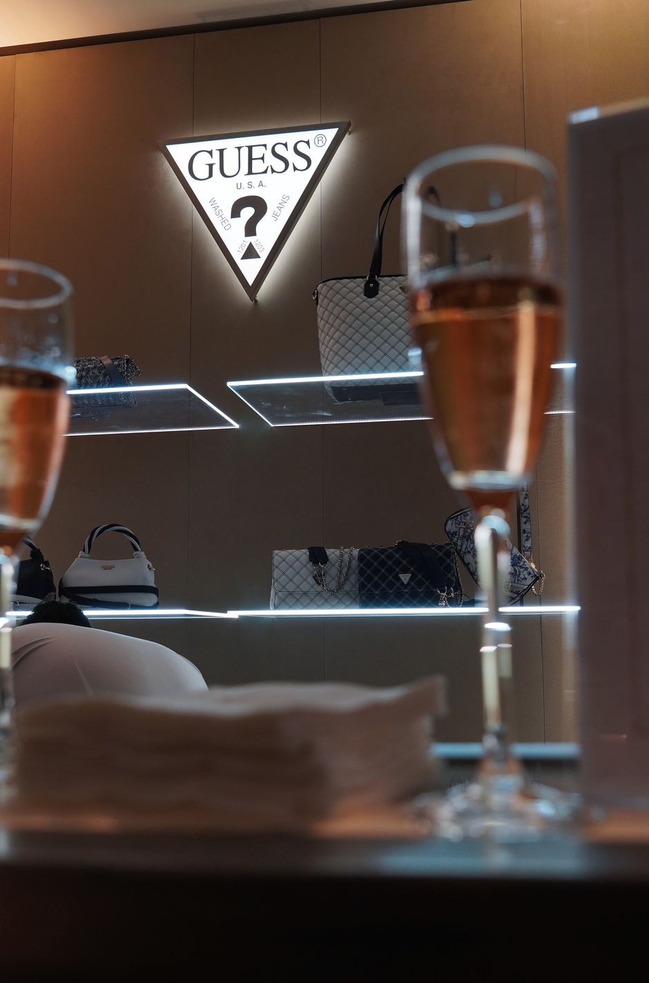 GUESS Flagship Store Opening in Düsseldorf / Stefan Scholz, NDOZ