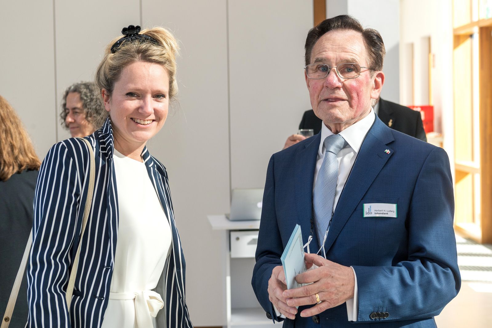 Herbert H. Ludwig, der Intendant, und Dr. Frederike Möller, die Festivalleiterin beim IDO-Auftakt 2021 / Foto © IDO