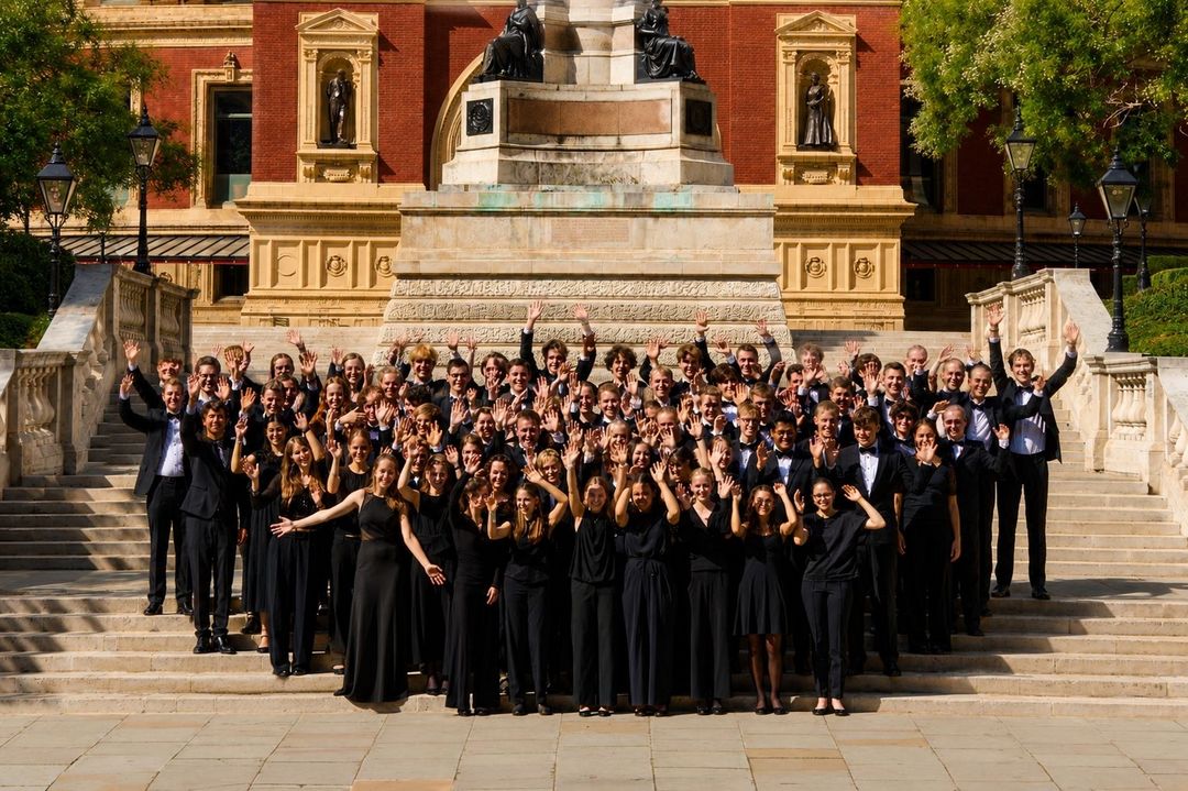 Gruppenfoto der Jungen Bläserphilharmonie NRW