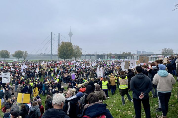 NRW bleib queer! / Foto: QUEERES NETZWERK NRW e.V