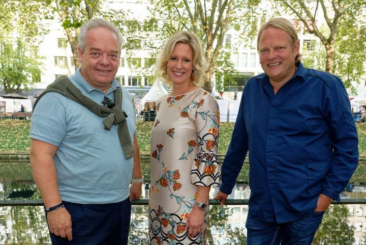 Freuen sich über den regen Zuspruch bei der Premiere auf der Kö: GM Daniela Fette, Björn Freitag und Dorint CEO Jörg T. Böckeler /Foto © Raphael Stötzel/Hotel Kö59