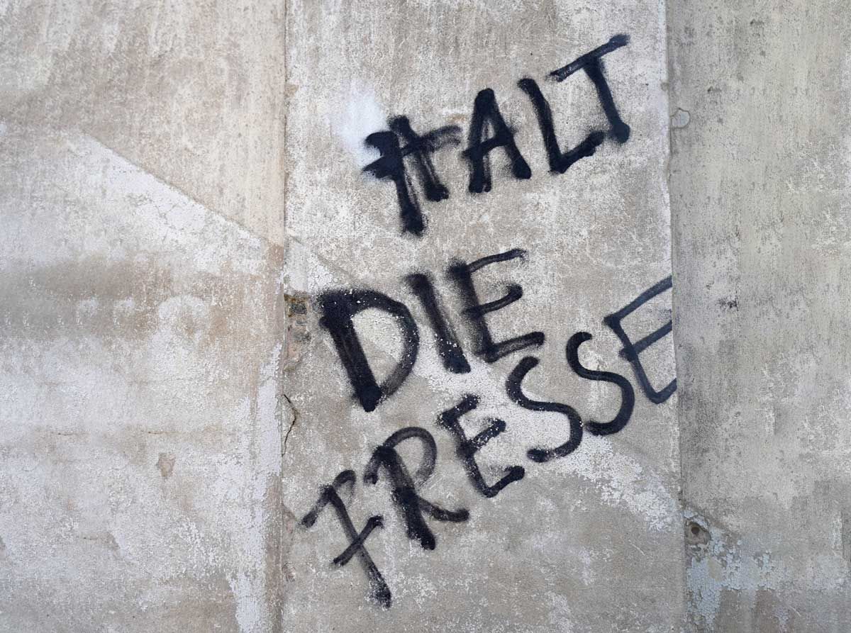 Halt die Fresse l UT Dresden von läns, Lizenz-ID 5796448, photocase.de