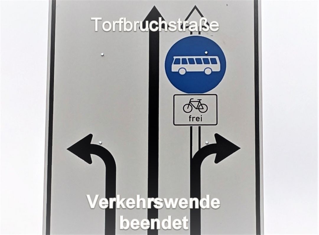 Kein Platz mehr fürs Rad auf der Torfbruchstraße Foto © ADFC Düsseldorf 