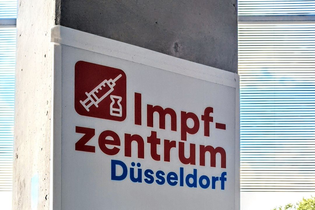 Das Impfzentrum hat jeweils freitags von 8 bis 22 Uhr am Bertha-von-Suttner-Platz (rückwärtiger Ausgang des Hauptbahnhofs) geöffnet / Foto © Alexandra Scholz Marcovich