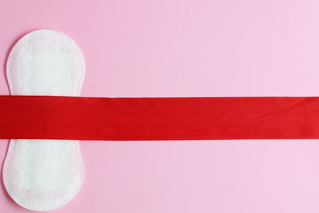 Kostenlose Menstruationsartikel an Düsseldorfer Schulen / Foto @ pexels Alina Blumberg