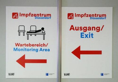 Impfzentrum in der Arena - Jens Spahn und Armin Laschet besuchten Zentrum - ab dem 15. Dezember ...