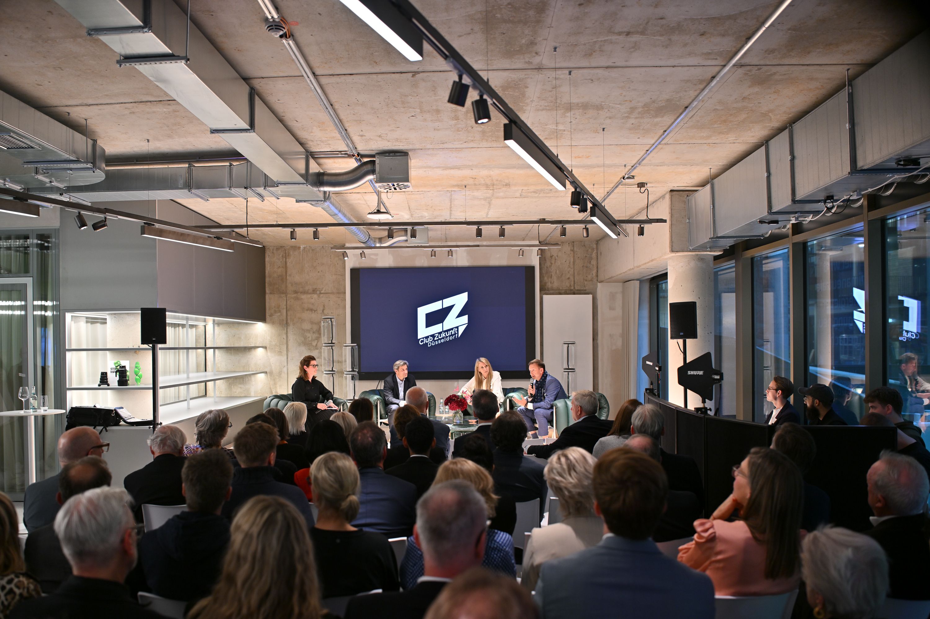 „Club Zukunft Düsseldorf“: Die neue Plattform für Zukunftsdialoge, Themenwochen und innovative Ideen auf dem EUREF Campus. / Foto: Michael Lübke