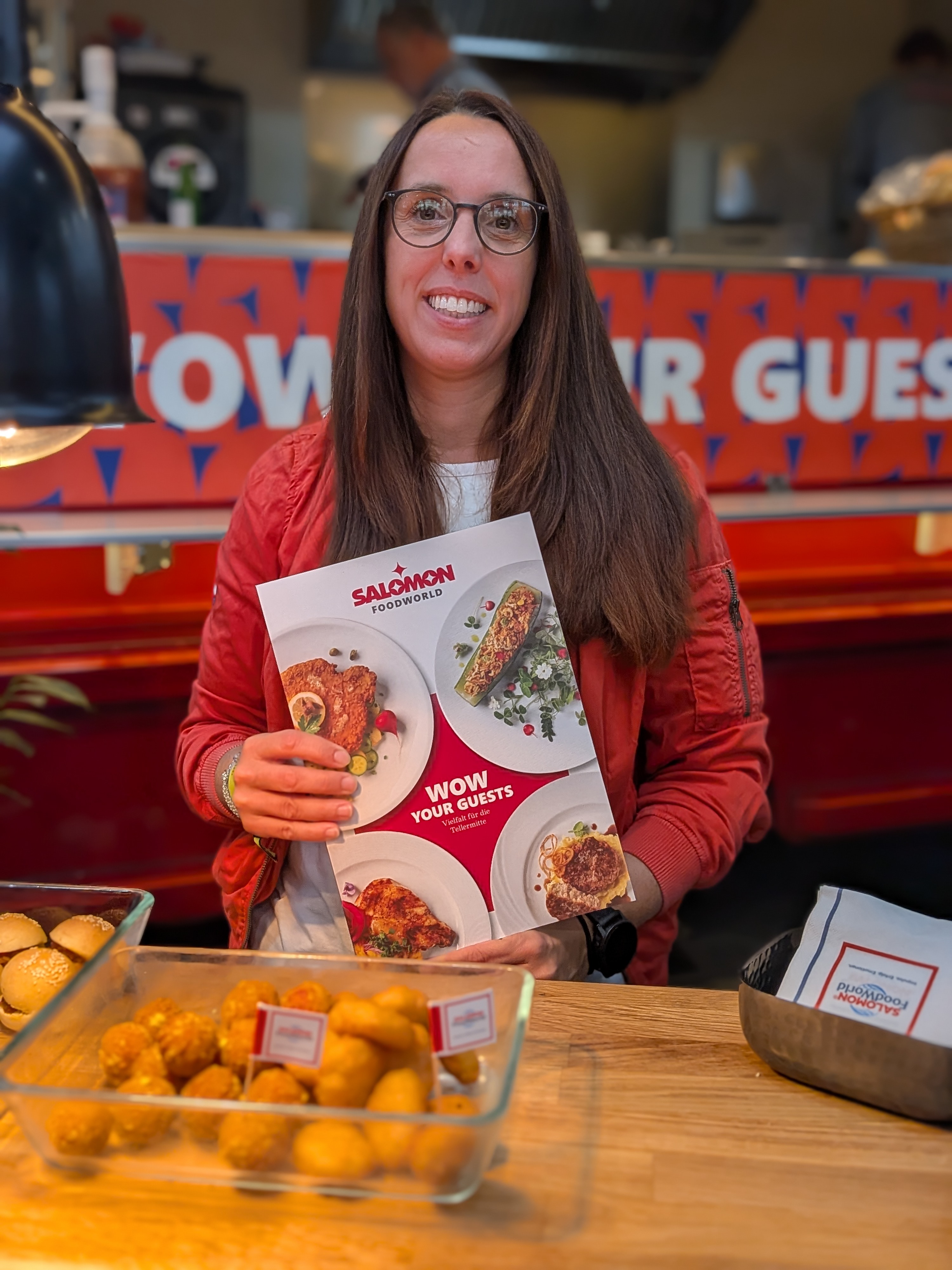 Salomon Foodworld – Fingerfood mit Showeffekt: „Wow your guests“ – Kostproben für die Gastro-Profis. / Foto: NDOZ