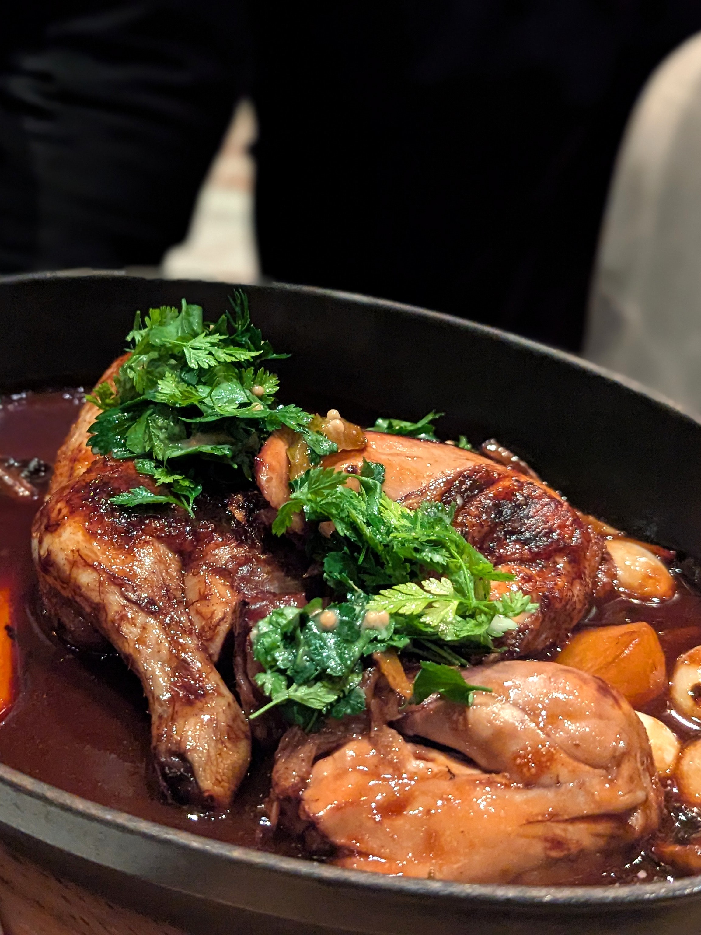 Coq-au-vin, The Paris Club / Foto: Stefan Scholz, NDOZ